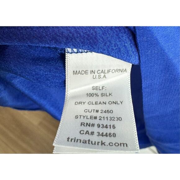 Trina Turk Dress Size 8 Blue Peacock Print 100% Silk Cap Sleeve Beach Vacation - Picture 6 of 6